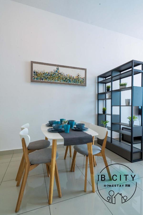 Austin 18 Ikea - Aeon Apartment Johor Bahru Luaran gambar
