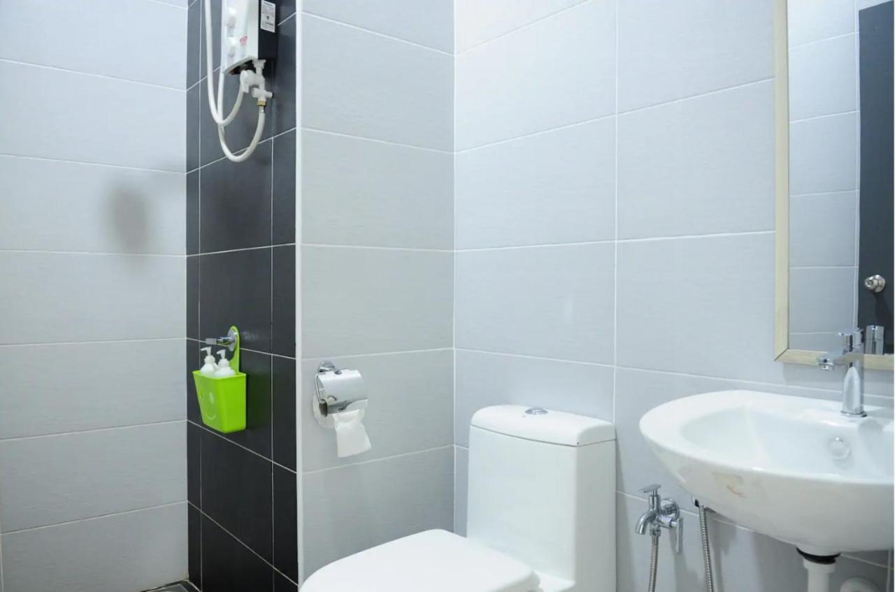 Austin 18 Ikea - Aeon Apartment Johor Bahru Luaran gambar