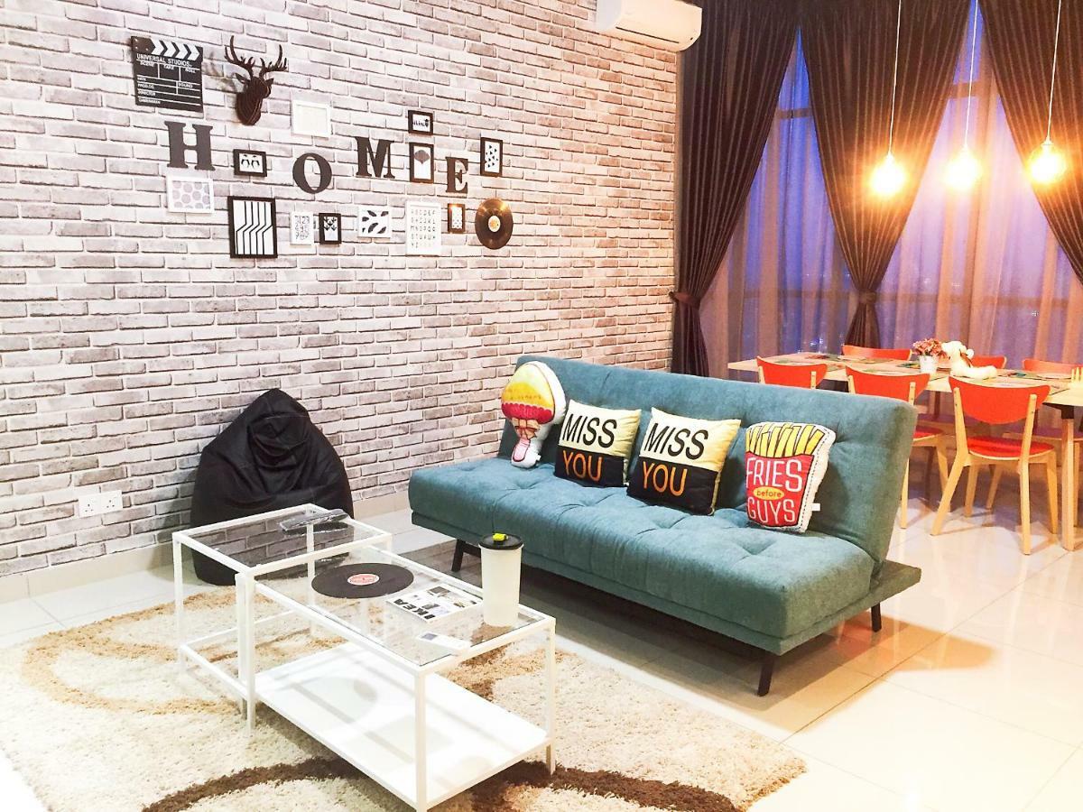 Austin 18 Ikea - Aeon Apartment Johor Bahru Luaran gambar