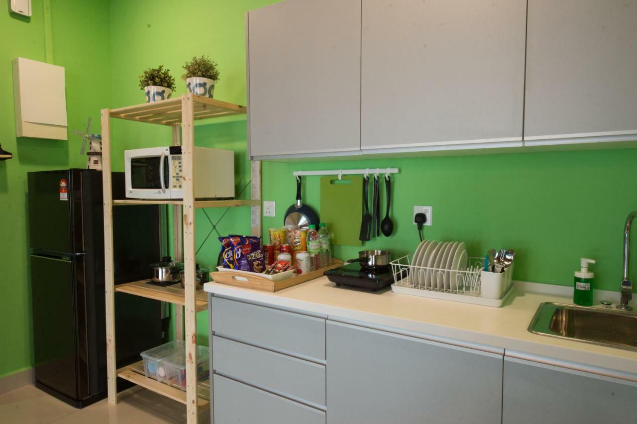 Austin 18 Ikea - Aeon Apartment Johor Bahru Luaran gambar